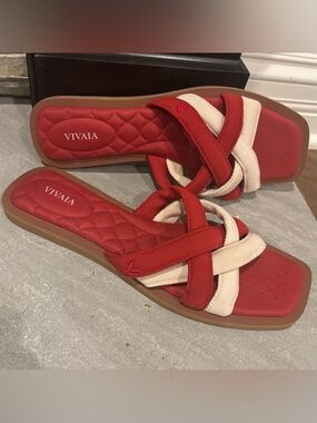 Vivaia Pillow Top Slide Strappy‎ Sandals Quilted Cross Straps Mayara Red Ivory